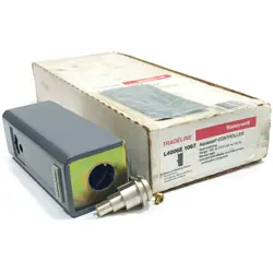 L4006E1067 HONEYWELL TRADELINE MANUAL RESET AQUASTSAT CONTROLLER