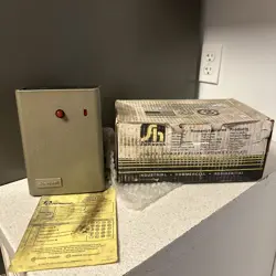 SID HARVEY R80-30R HONEYWELL R8182D TRIPLE AQUASTAT PROTECTORELAY MANUFACTURED
