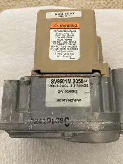 HONEYWELL GAS VALVE SV9501M 2056