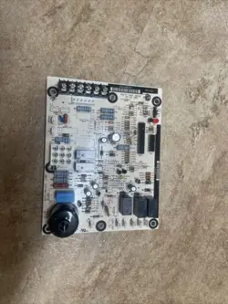 1171-83-1021A 1171-40 YORK RTU OEM HONEYWELL CONTROL BOARD