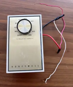 VINTAGE HONEYWELL H46D1032 HUMIDITY CONTROL HUMIDISTAT USED