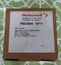 FAN CENTER R8239A-1011