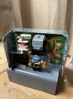 AQUASTAT RELAY L8148A1017