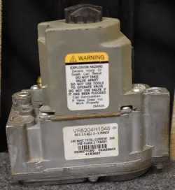 HONEYWELL VR8204H1048 NAT GAS VALVE LENNOX 51H3001