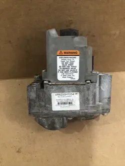 HONEYWELL VR8200H1004 HVAC FURNACE GAS VALVE
