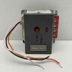 HONEYWELL R8184G 1161 PROTECTORELAY OIL BURNER CONTROL 120V 10A