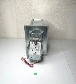 NEW GREENHECK VCD-23 12X12 MOTORIZED DAMPER WITH HONEYWELL MS8104F1010 ACTUATOR