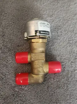 HONEYWELL VALVE