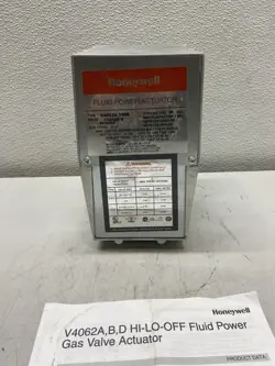 NEW HONEYWELL  V4062A1008 LOW PRESSURE HI-LO-OFF ACTUATOR FREE SHIPPING