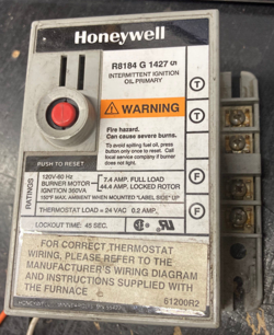 HONEYWELL R8184G1427 INTERNATIONAL OIL BURNER PRIMARY CONTROL R8184G 1427