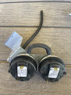 FURNACE PRESSURE SWITCH BA20115HKO6WC058 HONEYWELL