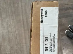 NEW HONEYWELL AQUASTAT T991A-1061, MODULATING TEMP CONTROLLER, 160-260F,.135 OHM