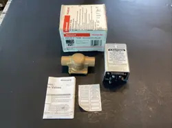 NEW OEM HONEYWELL V8043F1036 UNIVERSAL MOTORIZED ZONE VALVE FREE SHIP