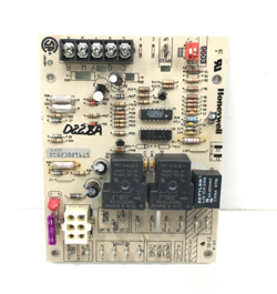 HONEYWELL ST9120C2010 FURNACE CONTROL CIRCUIT BOARD  USED   #D228A