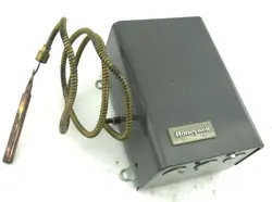 NEW OEM HONEYWELL TRIPLE AQUASTAT RELAY THERMOSTAT BURNER CONTROL L8151A1052