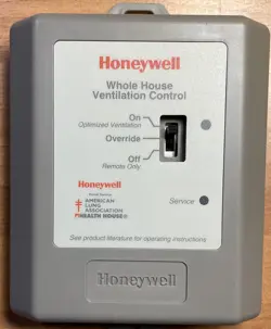 NICE HONEYWELL FRESH AIR VENTILATION WHOLE HOUSE CONTROL 24 VAC 0.6 A W8150A1001