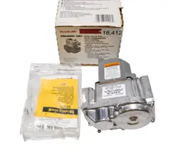 HONEYWELL VR8200H1251 DUAL VALVE STANDING PILOT COMBINATION