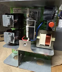 HONEYWELL PROTECTORELAY OIL BURNER CONTROLLER RA117A 1047