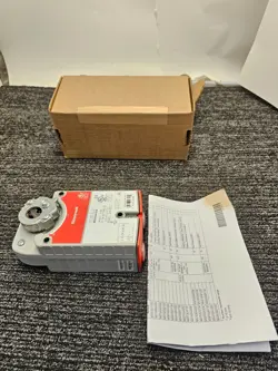HONEYWELL MS8105A1030 SPRING RETURN ACTUATOR DAMPER MOTOR, 44# ON/ 24VAC
