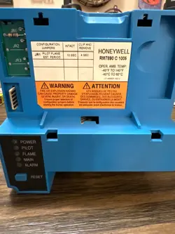 RM7890C1005 HONEYWELL FLAME SAFEGUARD BURNER CONTROL