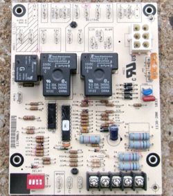 HONEY WELL HIEL TEMPSTARE 1138-200 CONTROL BOARD