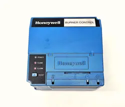 HONEYWELL RM7823 A 1016 BURNER CONTROL W/ ULTRAVIOLET FLAME AMPLIFIER