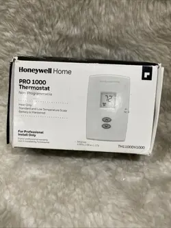 NEW HONEYWELL TH1100DV1000 PRO 1000 NON-PROGRAMMABLE, HEAT ONLY, VERTICAL THERMO
