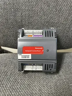 USED- HONEYWELL CP-UL4024S SPYDER CONTROLLER