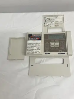 VINTAGE HONEYWELL THERMOSTAT CT3300A1009.    9805 PF1A