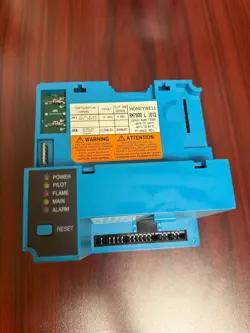 HONEYWELL BURNER CONTROL MODEL# RM7800L1012