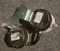 OEM CARRIER 3 WAY 337662-703 HONEYWELL FURNACE PRESSURE SWITCH HVAC USA...