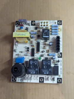 RHEEM HONEYWELL LENNOX 1097-502 FURNACE CONTROL BOARD R46994-001 TESTED