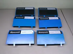 LOT OF 6 HONEYWELL 7800 SERIES BURNER CONTROL COVERS