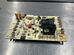 OEM HONEYWELL FURNACE CIRCUIT BOARD PART # ST9160B1084