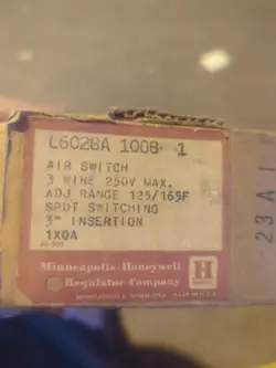 L6028A 1008  AIR SWITCH HONEYWELL