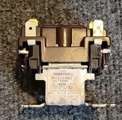 OEM HONEYWELL R8222U1063 SWITCHING RELAY HVAC USA SELLER FREE SHIPPING