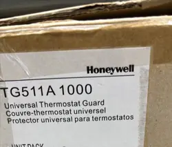 HONEYWELL TG511A1000 VERSAGUARD UNIVERSAL THERMOSTAT GUARD, MEDIUM
