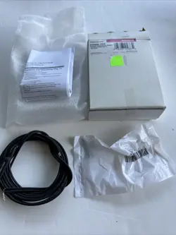 TH8000 SERIES THERMOSTATS