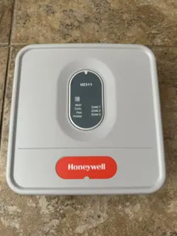 HONEYWELL HZ311 TRUEZONE PANEL RA NO MANUEL OR BOX