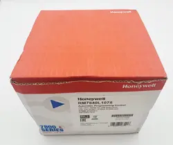 NEW SEALED HONEYWELL RM7840L1075 BURNER CONTROL RM7840L 1075 7800 SERIES