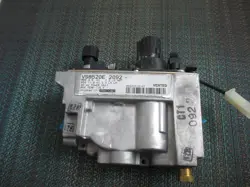 HONEYWELL VS8520E2092 GAS VALVE NEW!