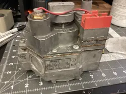 VS820M1504 HONEYWELL (LPW49Q)