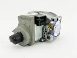 NEW HONEYWELL VR8305M4892 GAS VALVE DIRECT IGNITION 24V 7A 3.2 RANGE - NO BOX