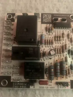 GOODMAN /HONEYWELL HEAT PUMP DEFROST CONTROL BOARD (PCBDM133S
