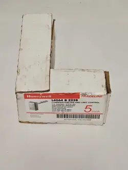 HONEYWELL L4064B2228 COMBINATION FAN AND LIMIT CONTROL SWITCH NOS