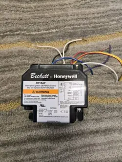 R7184P 1064 UNIVERSAL