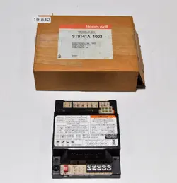 HONEYWELL ST9141A1002 ELECTRONIC FAN TIMER CONTROL BOARD 406650
