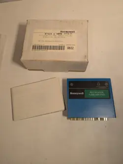 NEW GENUINE HONEYWELL R7849A1025 ULTRAVIOLET AMPLIFIER R7849 A 1025