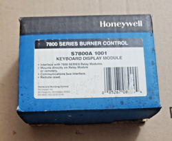 SURPLUS NEW IN BOX HONEYWELL S7800A 1001 KEYBOARD DISPLAY MODULE BLUE