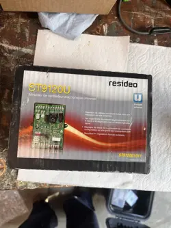 RESIDEO / HONEYWELL ST9120U1011 UNIVERSAL ELECTRONIC FAN TIMER  NEW OPEN BOX